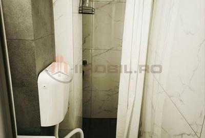 Apartament cu 2 camere nedecomandat în Central