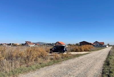 Teren agricol intravilan de 352 mp, în Triaj - 4
