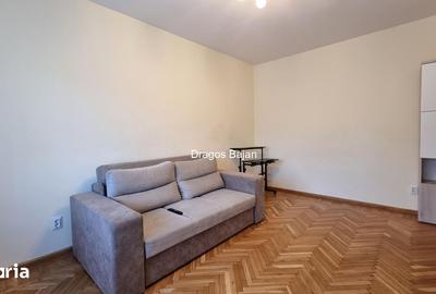 Apartament cu 2 camere decomandat în Centrul Civic