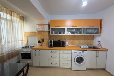 Apartament cu 2 camere decomandat, mobilat în Central