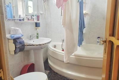 Apartament cu 2 camere decomandat în 9 Mai - 6