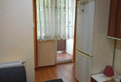 Garsonieră în Micro 17 - 1