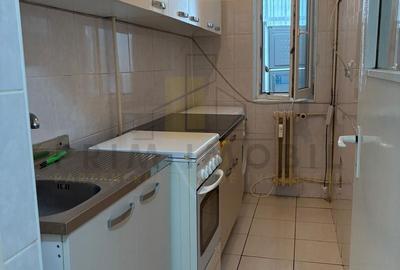 Garsonieră decomandată în Gară