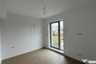 Casă cu 4 camere cu Teren 300 Mp în Central