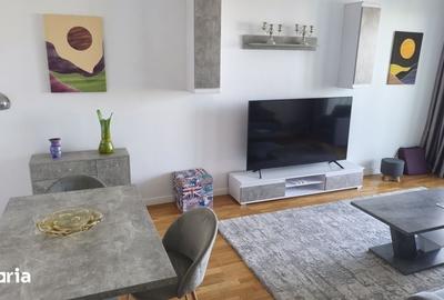 Apartament cu 3 camere decomandat în 1 Mai