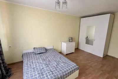 Apartament cu 2 camere decomandat în Complex Studențesc