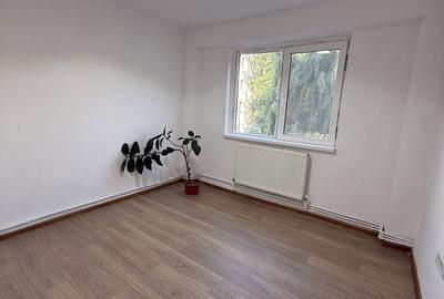 Apartament cu 2 camere semidecomandat în Viziru 1 - 3