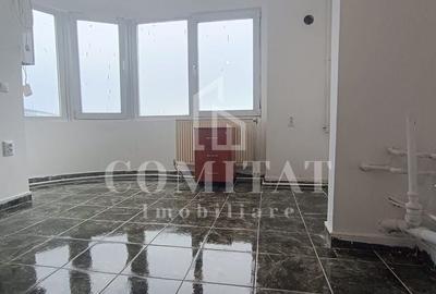 Apartament cu 2 camere semidecomandat în Mărăști