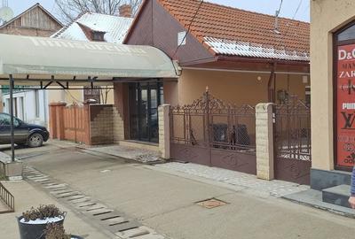 Spațiu comercial, de 80 mp, în Poiana Mare - 2