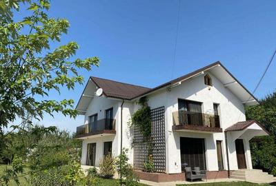 Casă cu 10 camere cu Teren 1140 Mp în Bascov - 6