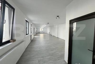 Spațiu comercial, de 140 mp, în George Enescu - 2