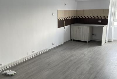 Apartament cu 2 camere decomandat în Central - 1