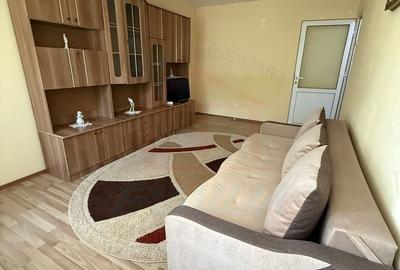 Apartament cu 2 camere decomandat, mobilat în Micro 20