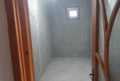 Casă cu 5 camere cu Teren 553 Mp în Stupini - 19