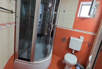 Casă cu 4 camere în Central - 1