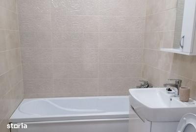 Apartament cu 2 camere decomandat în Plopilor - 1