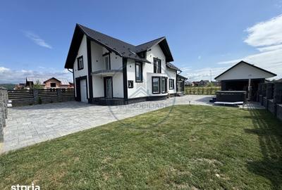Casă cu 4 camere cu Teren 400 Mp în Nimigea