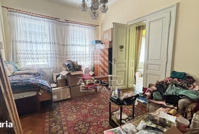 Apartament cu 4 camere în Fabric