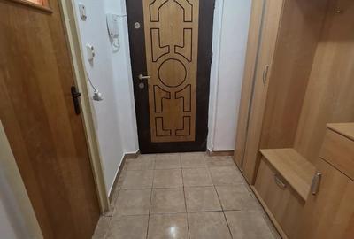 Garsonieră semidecomandată în Brâncoveanu