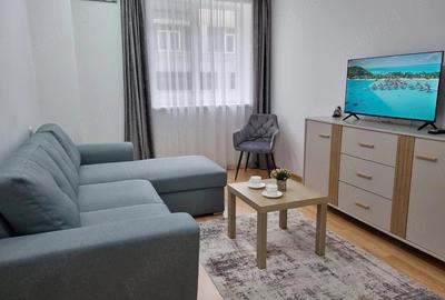 Apartament cu 2 camere decomandat în Vitan