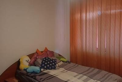 Apartament cu 2 camere decomandat în Nicolina