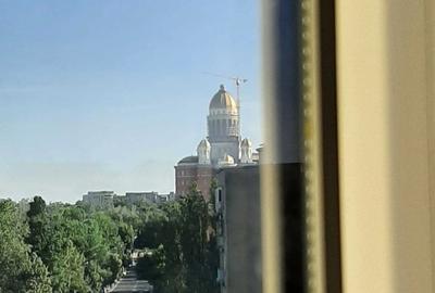 Garsonieră în Splaiul Independenței