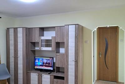 Apartament cu 2 camere nedecomandat în Central