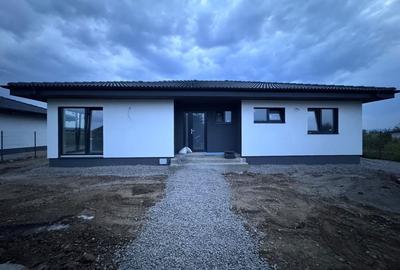 Casă cu 4 camere în Hărman