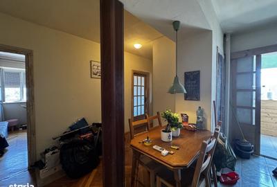 Apartament cu 3 camere decomandat în Circumvalațiunii