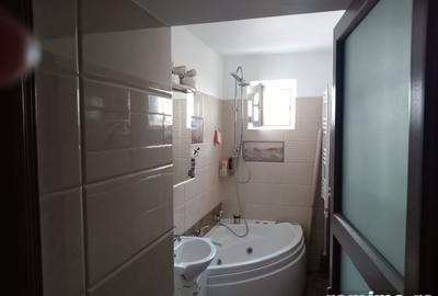 Garsonieră decomandată în Colentina