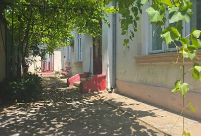 Casă cu 4 camere în Ultracentral - 2