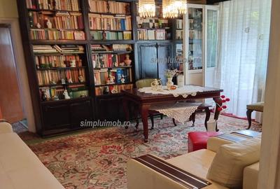 Apartament cu 3 camere semidecomandat, mobilat în Drumul Taberei