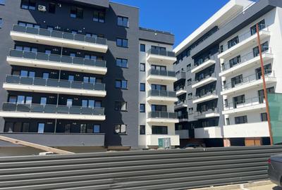 Apartament cu 3 camere decomandat în Galata