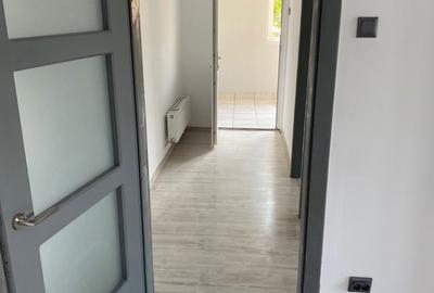 Apartament cu 3 camere decomandat în Central - 8