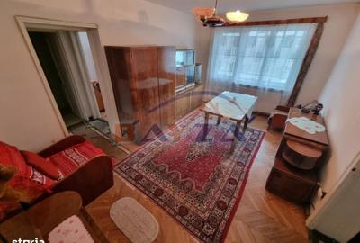 Apartament cu 3 camere semidecomandat în Central - 1