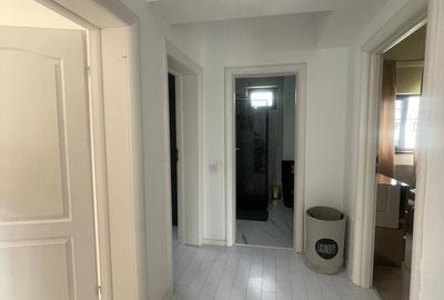 Casă cu 5 camere cu Teren 230 Mp în Central - 9