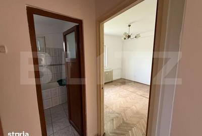 Apartament cu 3 camere semidecomandat în Nord - 1