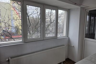 Apartament cu 3 camere decomandat în Gorjului - 9