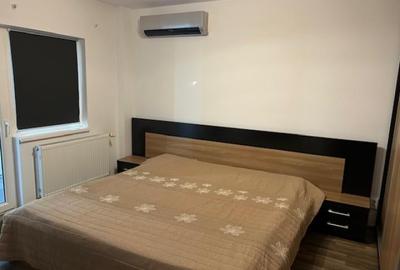 Apartament cu 3 camere decomandat, mobilat în Berceni