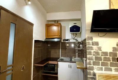Garsonieră semidecomandată în Central - 4