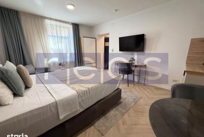 Casă cu 8 camere cu Teren 144 Mp în Centrul Civic
