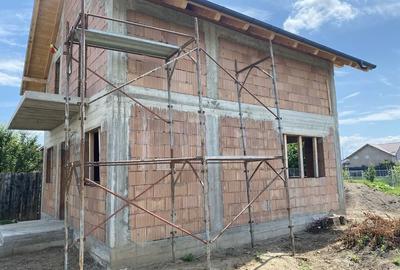 Casă cu 2 camere în Sânpetru - 4