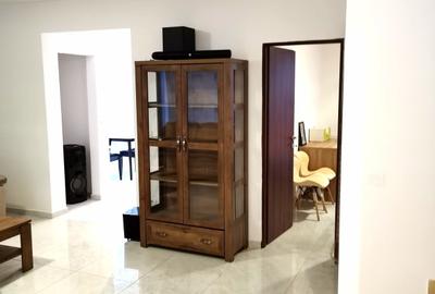 Apartament cu 4 camere decomandat în Central - 4