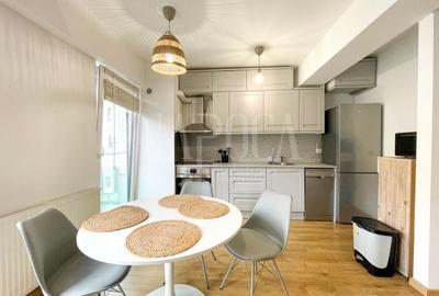 Apartament cu 3 camere semidecomandat în Central - 3