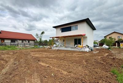 Casă individuală cu 4 camere cu Canalizare în Berceni - 3