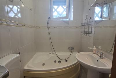 Apartament cu 3 camere semidecomandat, mobilat în Muncii - 1