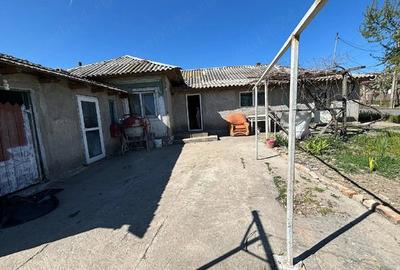 Teren de 1350 mp, în Movilița - 1