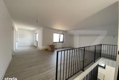 Spațiu comercial, de 200 mp, în Decebal - 11