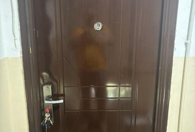 Apartament cu 2 camere nedecomandat în Central