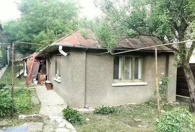 Teren de 267 mp, în Podul de Fier